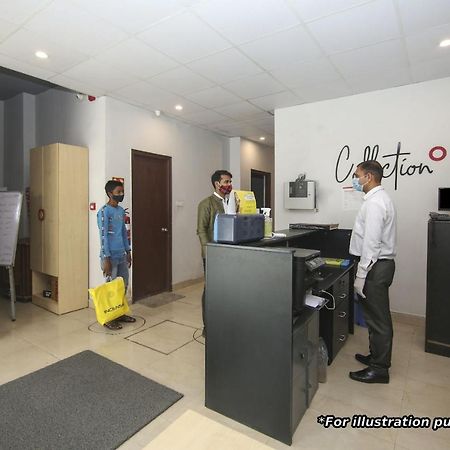 Collection O 83775 Hotel 4King Сурат Екстериор снимка